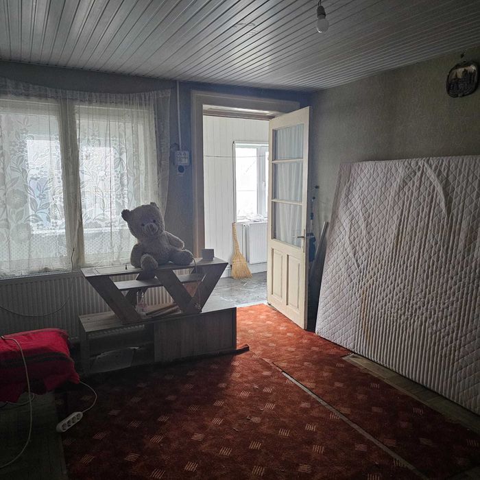 Se oferă spre închiriere casă  în :Ploiesti ,zona : Mihai Viteazul