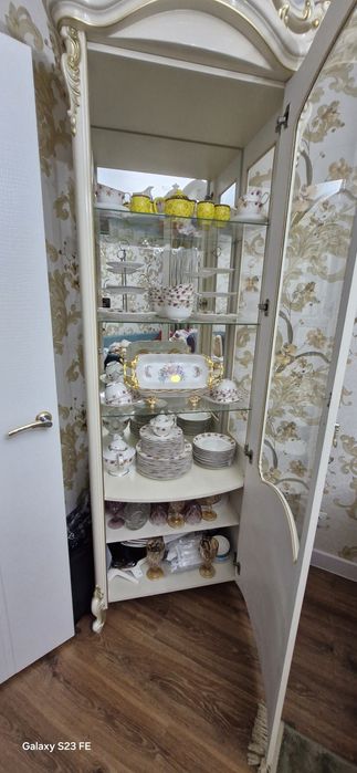 Продам горка-буфет