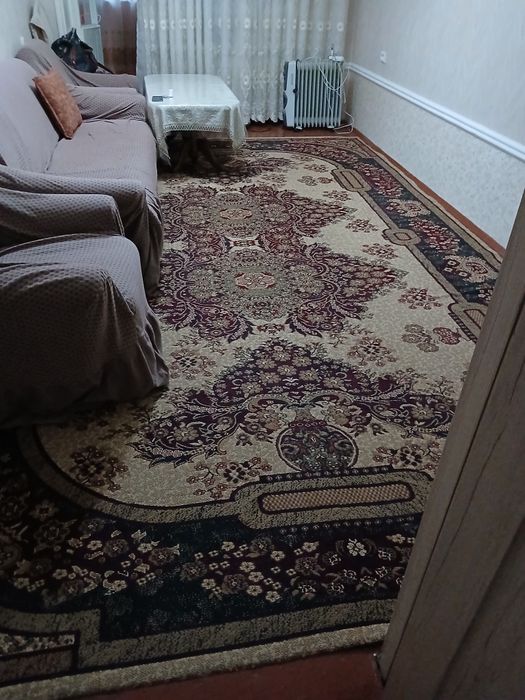 Гилам  яхши холатда