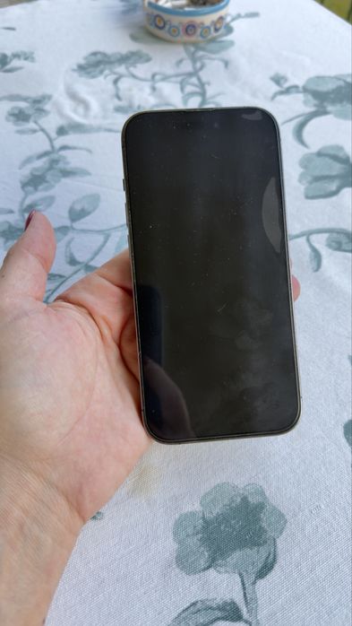 Продавам IPhone 14 Pro