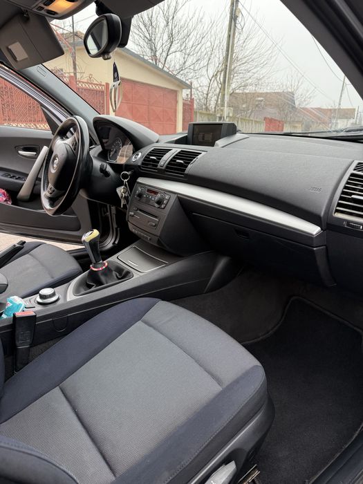 BMW 120d 163CP / trapa, navigatie