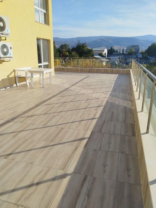 Дава се под наем Тристаен апартамент в Пловдив, Остромила - 120 кв.м за 375 € - Снимка #11