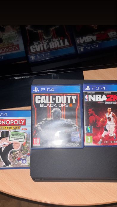 PS4 normal 1tb stocare 3 jocuri