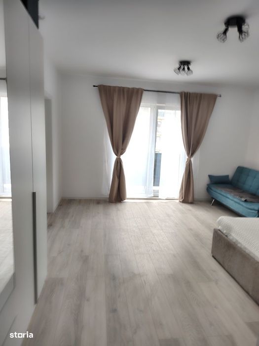Apartament 1 camera l la cheie l Su 37 mp l zona Eroilor