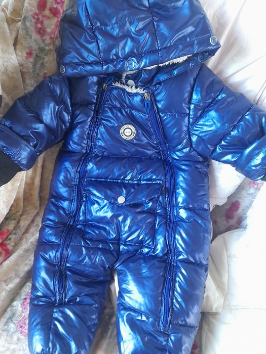 Синий красный комбинезон