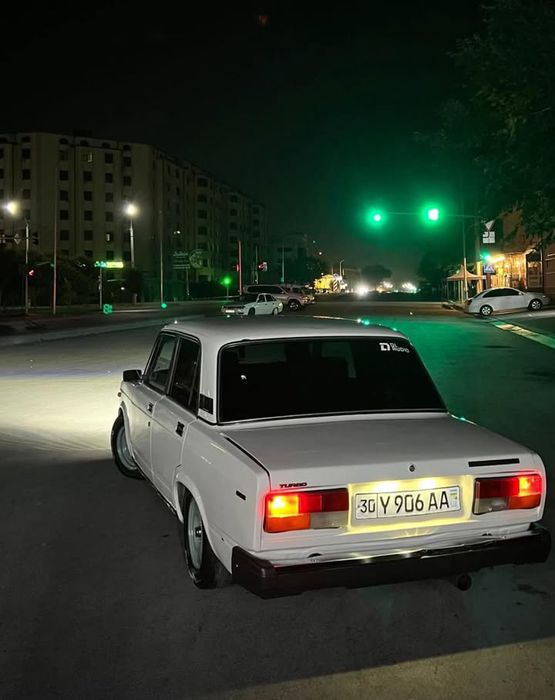 vaz2107 sotiladi