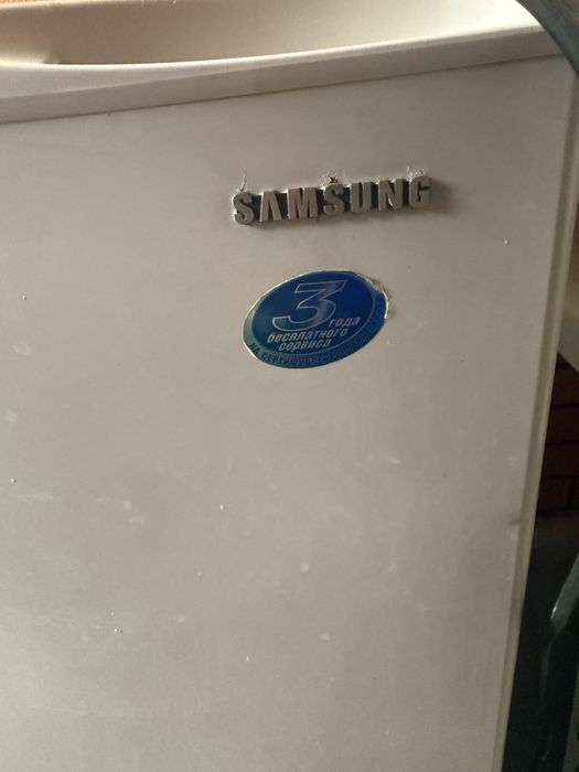 Срочно продам Холодильник