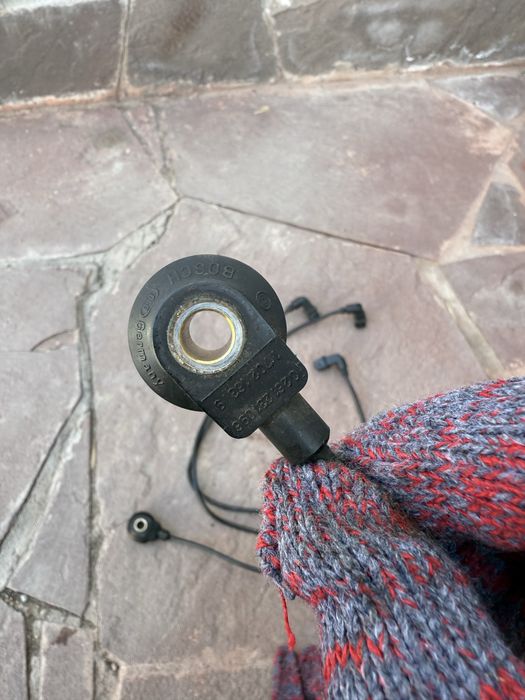 Датчики детонации м60 2х контактые на BMW e34