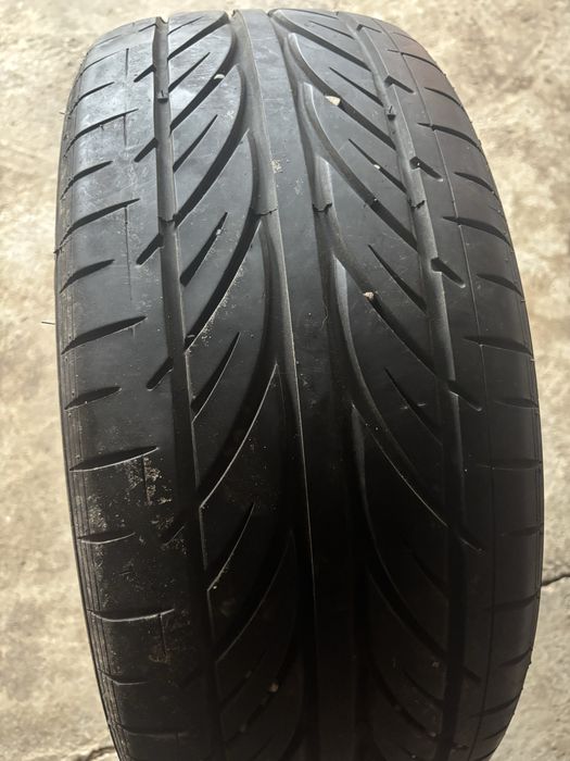 Vând  Cauciuc 225/50/17 Hankook.