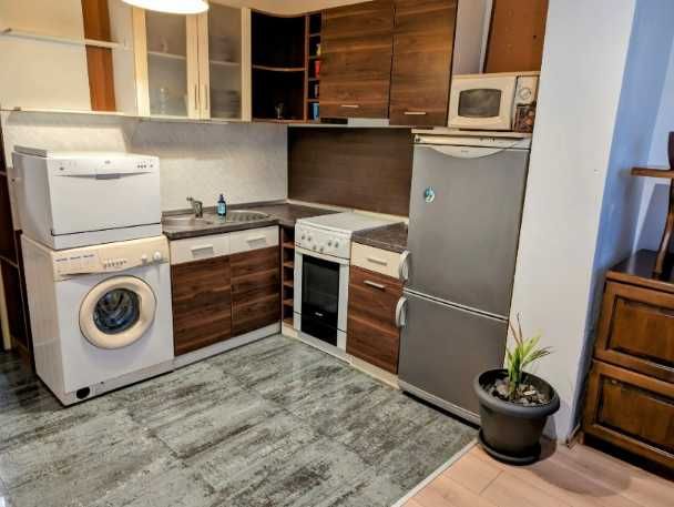 Продава се Тристаен апартамент в София, Люлин 8 - 82 кв.м за 3074 €/кв.м - Снимка #5