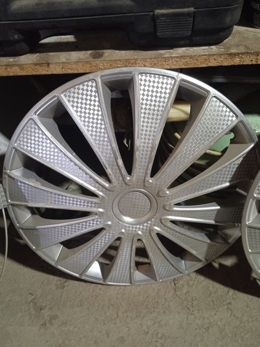 Продам колпаки на 16