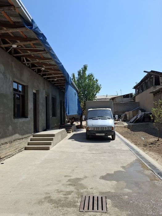 Uy sotiladi Xasanboyda