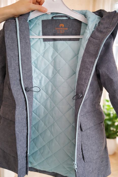 Куртка на девочку