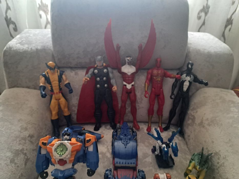 Figurine  Marvel / roboti