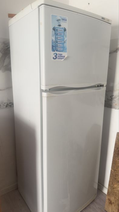 Продам холодильник