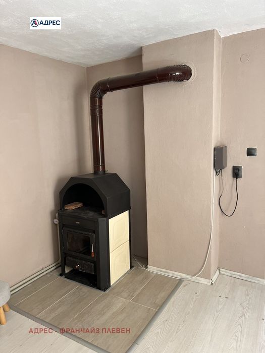 Продава се Къща в Враца, Студентски град - 120 кв.м за 383 €/кв.м - Снимка #8