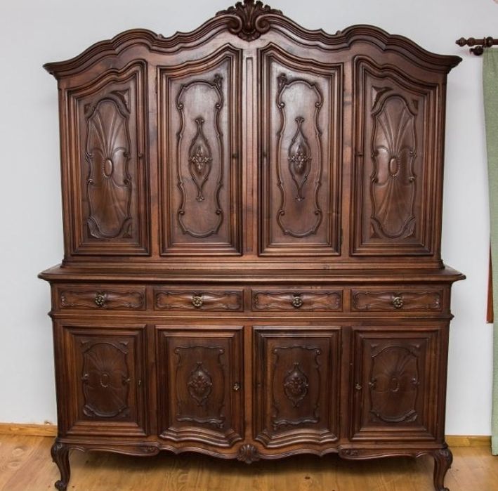 Mobila veche baroc,sculptata manual