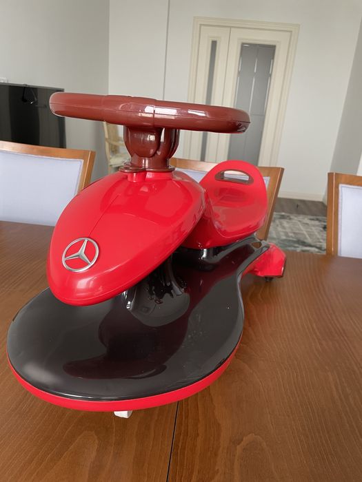 Машинка-каталка для детей