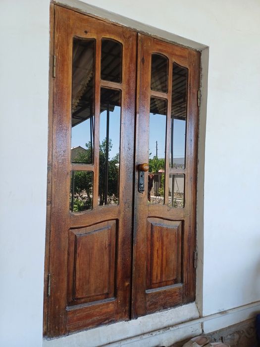 Эшиклар сотилади. Продаётся двери