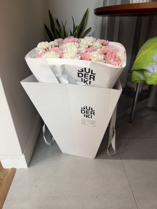 Цветы свежие срочно от 10.000 тг