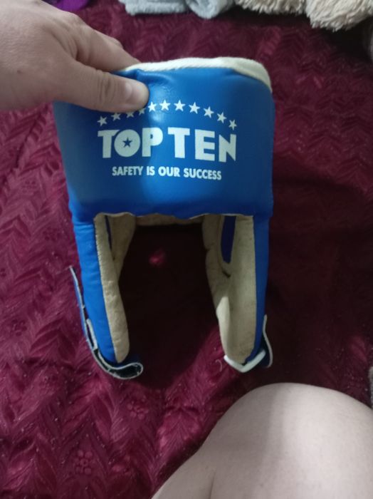 Кикбаксерский шлем