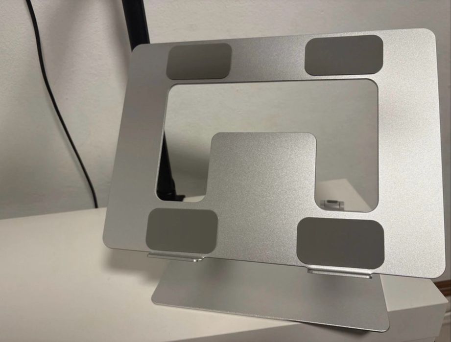 Suport Laptop din aluminiu reglabil