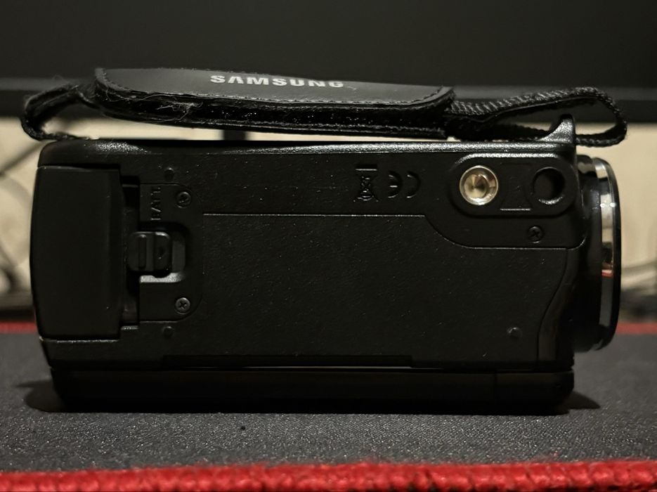 Видеокамера samsung