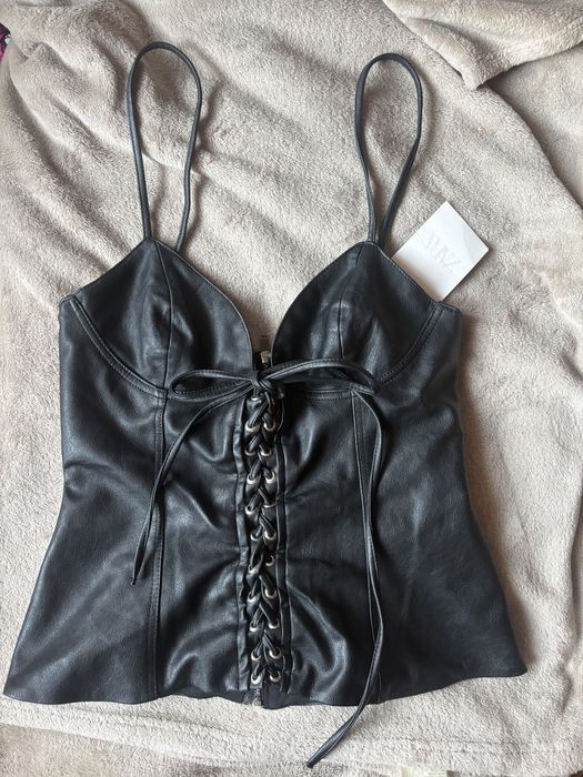 Top de piele Zara, XS, Nepurtat, Cu Eticheta