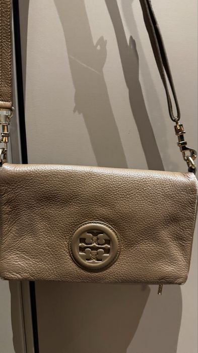 Кожаная сумка Tory Burch