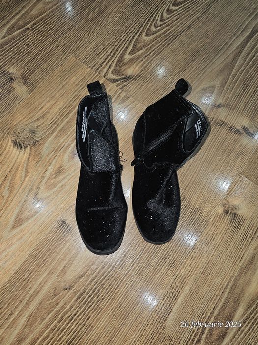 Încălțăminte fete