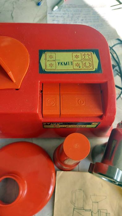 Продам электромясорубку производства Белоруссии, в хорошем состоянии