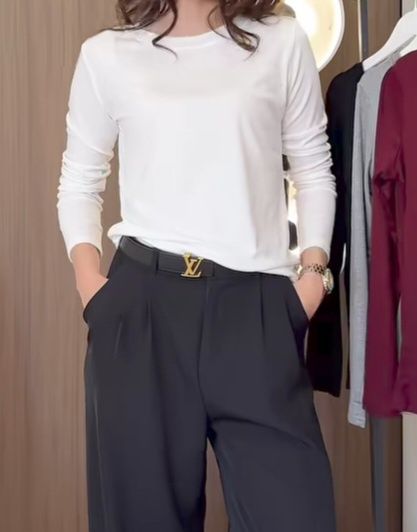 Продаются лонгсливы новые.