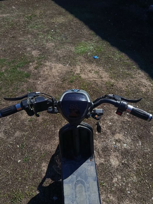 Электр скутр ск8