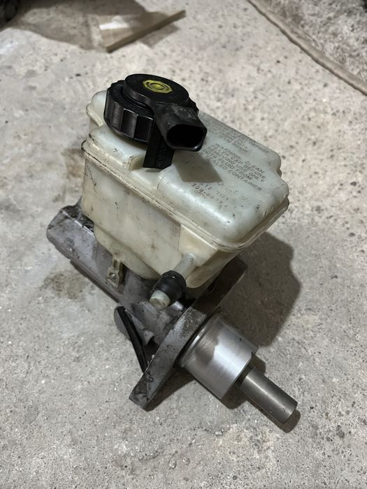 Хидравлична помпа Шкода Октавия