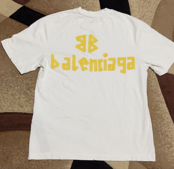 Tricou balenciaga