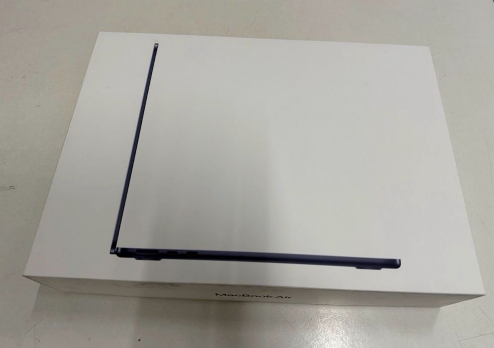 Apple MacBook  Pro si Air