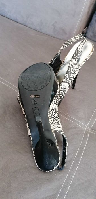 Дамски обувки на ток