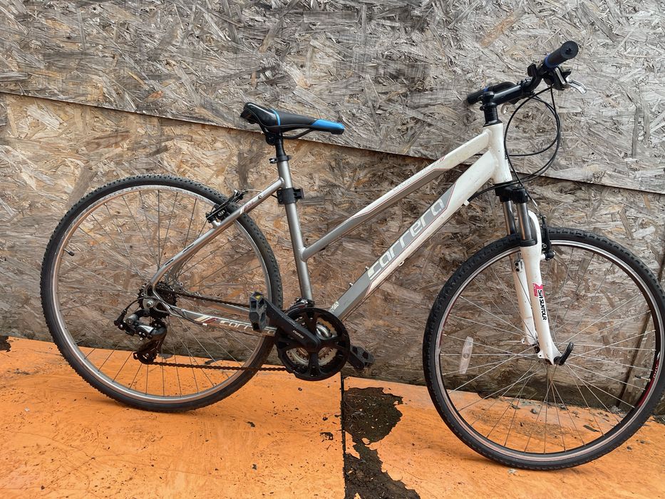 Bicicleta cadru dama carrera crossfire roti 28” cadru aluminiu