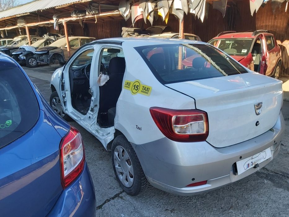 Dezmembrez Logan Berlina 1,2 16 V 2014