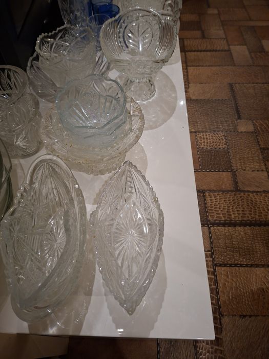 Посуда. Хрустальные вазы
