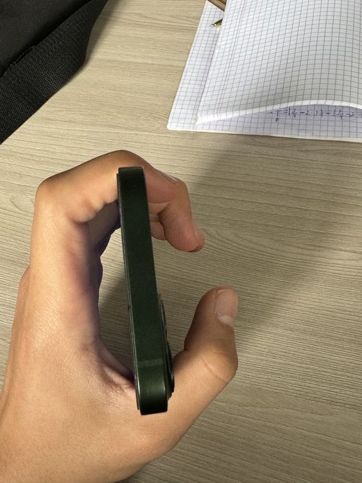 Айфон 13 256гб емкость 88