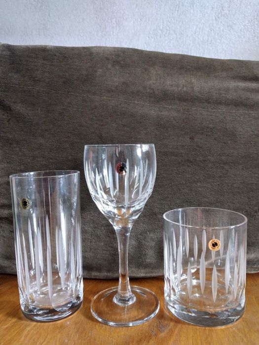 Кристални сервиви