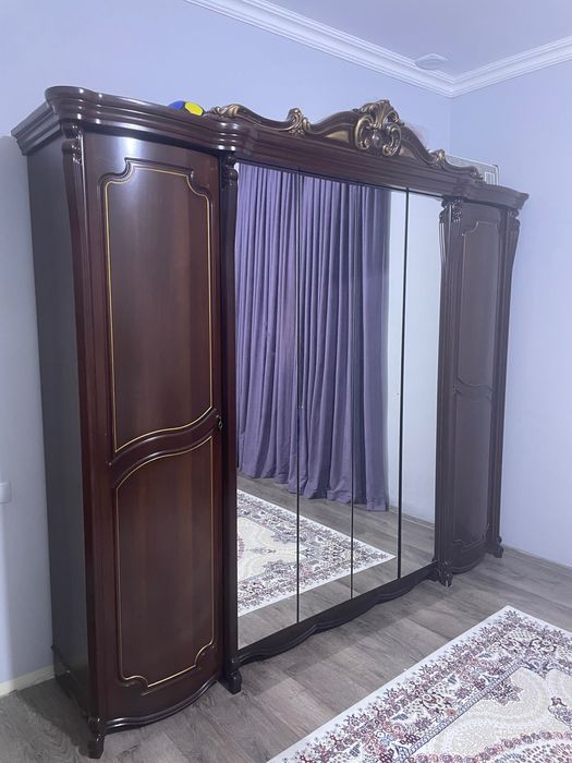 Спальный гарнитур