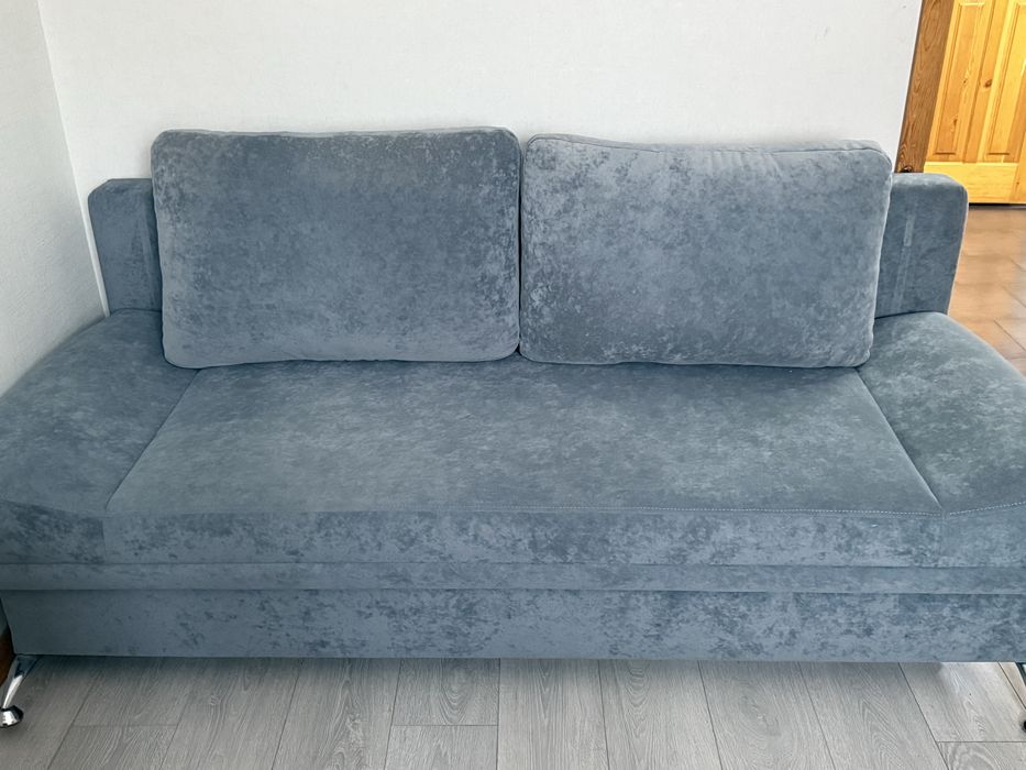 Диван в отличном состоянии