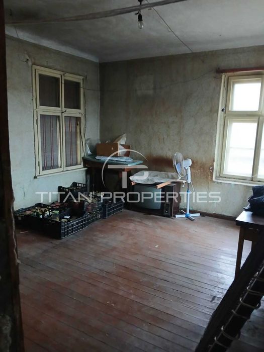 Едноетажна къща в Ръжево Конаре