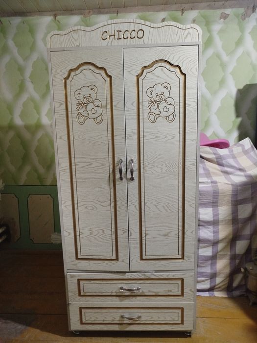 Детские мебель шкафы и кровать