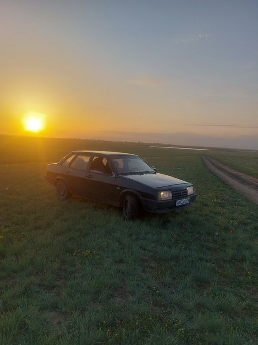 Ваз21099 чёрного цвета