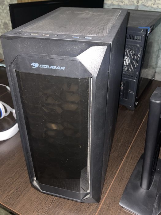 Компьютер с монитором