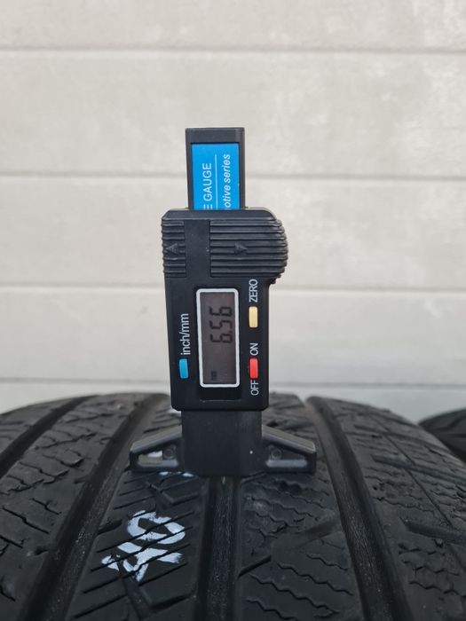 Всесезонни гуми 2 броя VREDESTEIN QuatracPro 245 40 R19 дот 4623