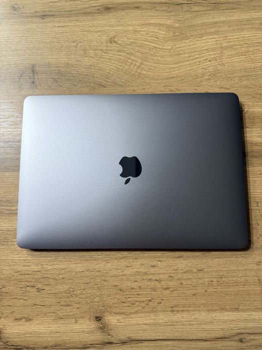 Apple Macbook Pro 13, M1, (2020)